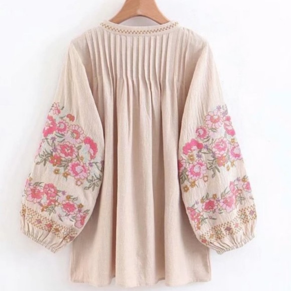 Boho Cream Embroidered Floral Puff Sleeve Oversized Blouse - Picture 5 of 8